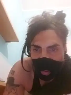 Elodie76 online show from September 10, 2025, 9:58 pm