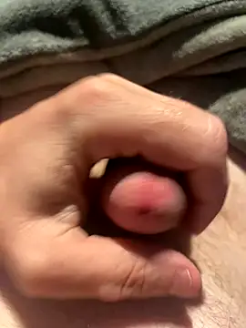 Ich00081 online show from September 21, 2025, 6:57 pm