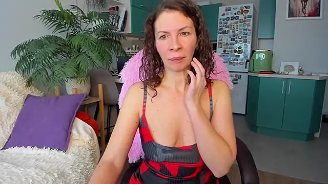 ChristinaGlory online show from February 11, 2026, 7:08 am