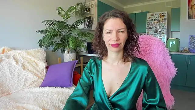 ChristinaGlory online show from May 8, 2026, 7:45 am