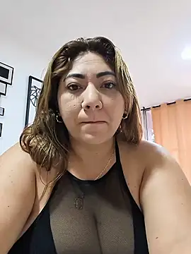 Snapshot of kendra_fire chatting on June 8, 2026, 2:28 pm kendra fire online show from June 8, 2026, 2:28 pm