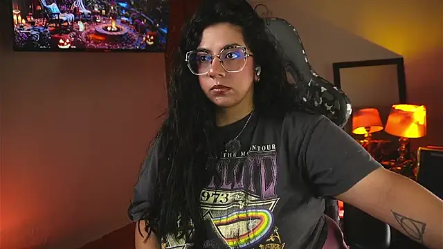 coraline latin online show from October 22, 2025, 11:03 pm