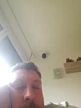 ktmtom247 online show from December 20, 2025, 8:28 am