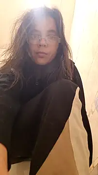 rposhta1991 online show from February 15, 2026, 1:54 pm