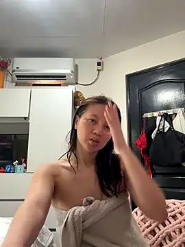 Snapshot of asianmystery203 chatting on November 13, 2025, 2:04 am asianmystery203 online show from November 13, 2025, 2:04 am