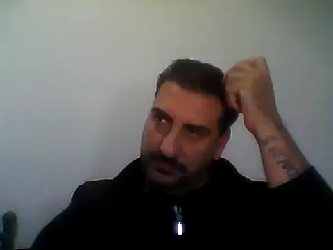 Snapshot of Italian_dark_desire chatting on November 12, 2025, 10:30 am Italian dark desire online show from November 12, 2025, 10:30 am
