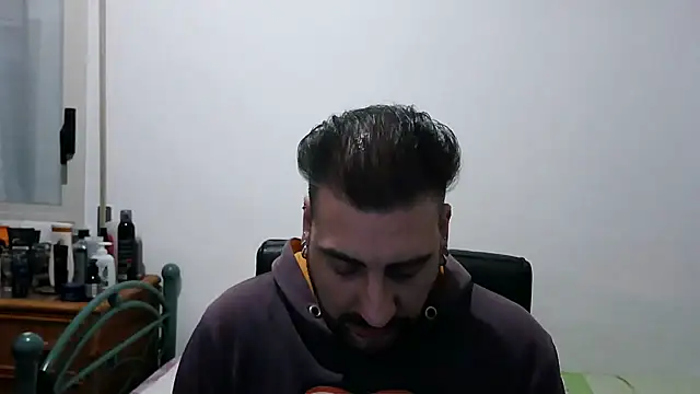 Italian dark desire online show from February 4, 2026, 10:49 pm