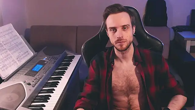 Sweetparker online show from April 18, 2026, 10:32 pm