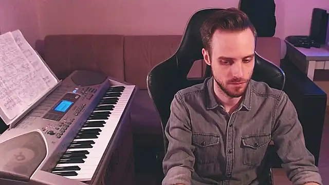 Snapshot of Sweetparker chatting on November 16, 2025, 9:51 pm Sweetparker online show from November 16, 2025, 9:51 pm