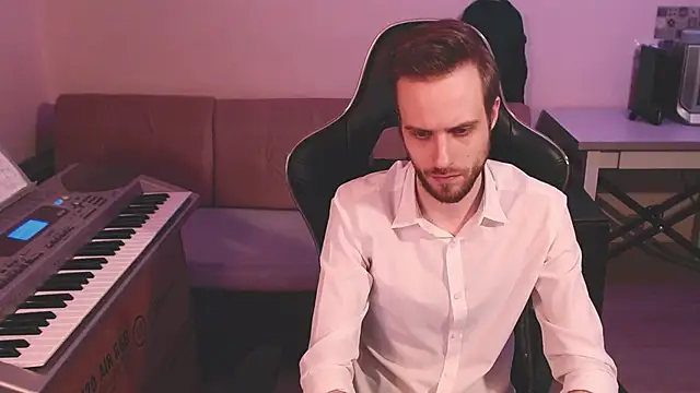 Snapshot of Sweetparker chatting on February 19, 2025, 12:57 am Sweetparker online show from February 19, 2025, 12:57 am