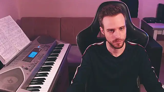 Snapshot of Sweetparker chatting on September 12, 2025, 3:45 pm Sweetparker online show from September 12, 2025, 3:45 pm