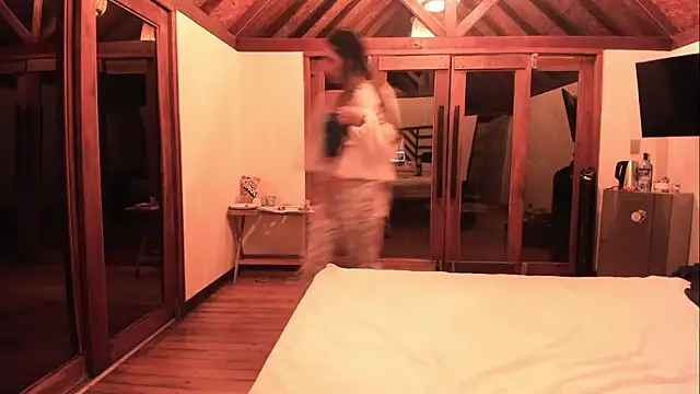 Snapshot of Fallengangel chatting on February 4, 2025, 2:39 am Fallengangel online show from February 4, 2025, 2:39 am