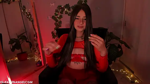 Snapshot of Fallengangel chatting on September 27, 2025, 10:32 am Fallengangel online show from September 27, 2025, 10:32 am