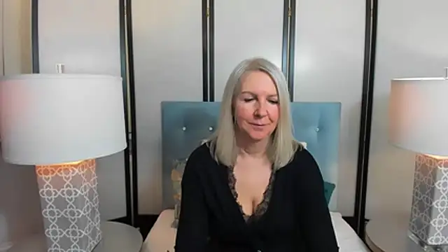 Snapshot of EricaTop chatting on February 15, 2026, 7:51 am EricaTop online show from February 15, 2026, 7:51 am