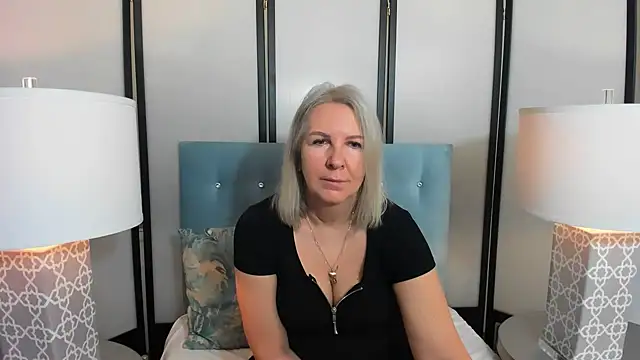 Snapshot of EricaTop chatting on February 23, 2025, 5:45 am EricaTop online show from February 23, 2025, 5:45 am