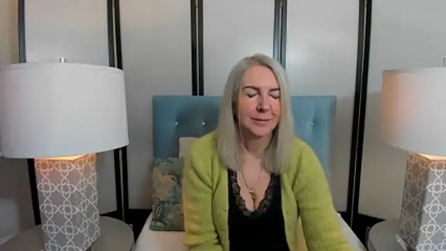 Snapshot of EricaTop chatting on January 11, 2026, 6:09 am EricaTop online show from January 11, 2026, 6:09 am