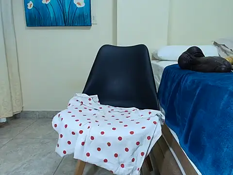 annitax online show from October 26, 2025, 11:27 pm