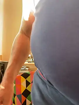 wankcellar online show from March 12, 2026, 3:49 pm