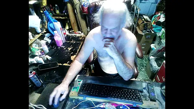 russtee online show from January 12, 2026, 7:31 pm