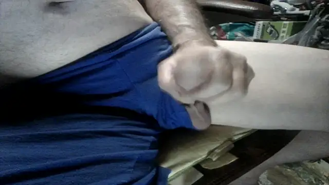 Snapshot of russtee chatting on November 17, 2025, 8:57 pm russtee online show from November 17, 2025, 8:57 pm