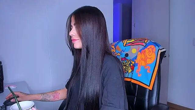 Lisegg  online show from April 7, 2026, 10:17 am