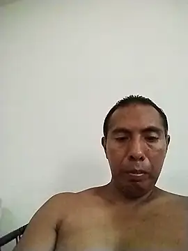 desnudo Sexoxo online show from May 21, 2026, 7:33 pm