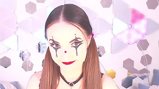 Snapshot of LexiKiss chatting on November 22, 2025, 1:32 pm LexiKiss online show from November 22, 2025, 1:32 pm