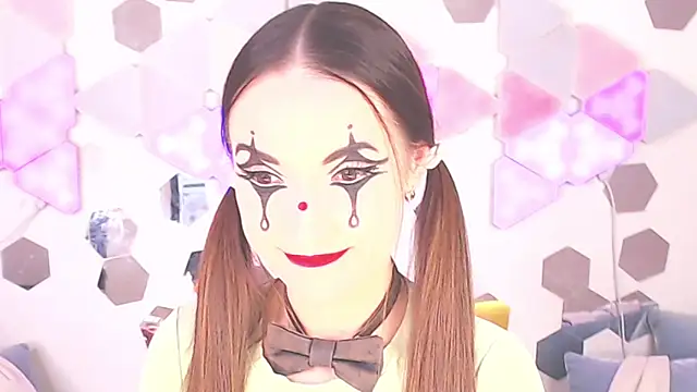 Snapshot of LexiKiss chatting on November 15, 2025, 5:39 pm LexiKiss online show from November 15, 2025, 5:39 pm