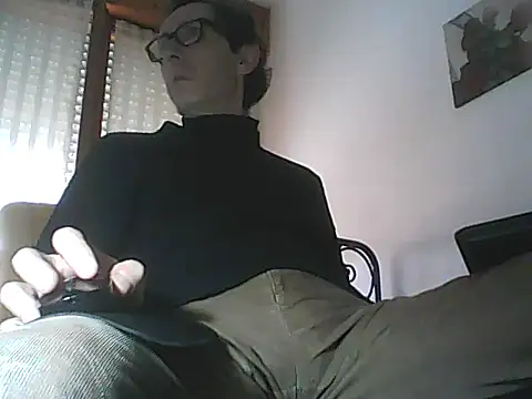 Snapshot of Moro_ra chatting on March 2, 2026, 12:45 pm Moro ra online show from March 2, 2026, 12:45 pm