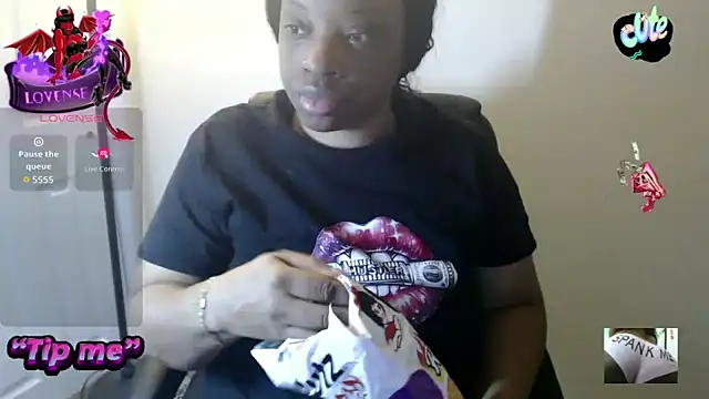 Sexymona1218 online show from February 19, 2026, 9:50 am