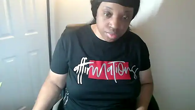 Sexymona1218 online show from February 25, 2026, 10:37 am