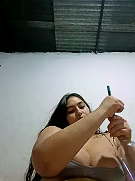 Snapshot of xandra252 chatting on November 15, 2025, 2:37 am xandra252 online show from November 15, 2025, 2:37 am