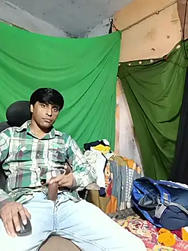 Snapshot of desiboy1101 chatting on May 12, 2026, 3:36 am desiboy1101 online show from May 12, 2026, 3:36 am