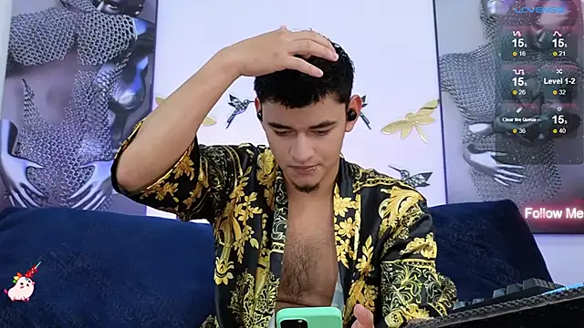 VikoHands online show from February 18, 2025, 7:52 pm