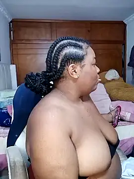 Snapshot of Daddys_girl1 chatting on March 19, 2025, 4:03 am Daddys girl1 online show from March 19, 2025, 4:03 am