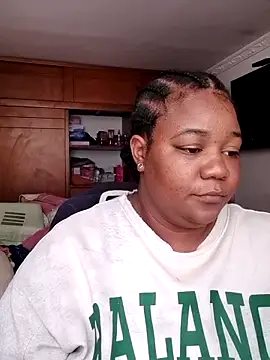 Snapshot of Daddys_girl1 chatting on March 18, 2025, 9:21 pm Daddys girl1 online show from March 18, 2025, 9:21 pm