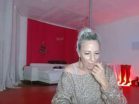 Snapshot of Sweet-Ginger chatting on November 26, 2025, 2:00 am Sweet-Ginger online show from November 26, 2025, 2:00 am