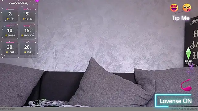 Snapshot of Alessy1 chatting on June 16, 2026, 5:24 pm Alessy1 online show from June 16, 2026, 5:24 pm