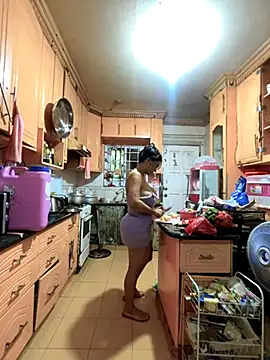 Snapshot of sweetieme chatting on November 19, 2025, 1:05 am sweetieme online show from November 19, 2025, 1:05 am