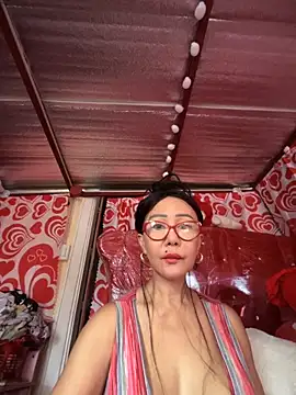 Snapshot of sweetieme chatting on December 5, 2025, 1:05 am sweetieme online show from December 5, 2025, 1:05 am