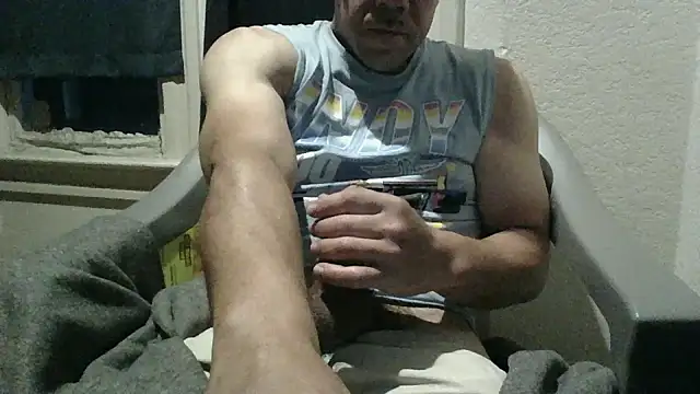 Snapshot of loozamangos chatting on October 31, 2025, 2:02 pm loozamangos online show from October 31, 2025, 2:02 pm