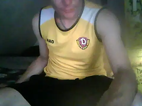 Snapshot of Turnuonxl chatting on June 17, 2026, 4:45 am Turnuonxl online show from June 17, 2026, 4:45 am