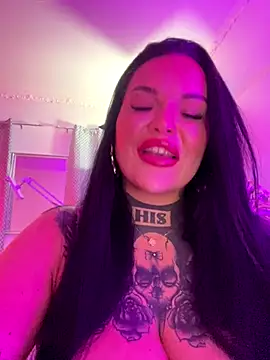 Snapshot of _MelinaCurves_ chatting on October 11, 2025, 8:54 pm  MelinaCurves  online show from October 11, 2025, 8:54 pm