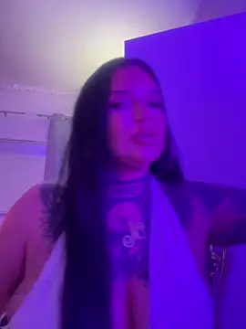  MelinaCurves  online show from November 9, 2025, 10:14 pm