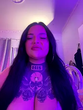Snapshot of _MelinaCurves_ chatting on September 19, 2025, 7:07 pm  MelinaCurves  online show from September 19, 2025, 7:07 pm