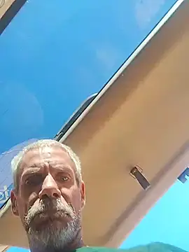 Snapshot of Biknight chatting on November 16, 2025, 5:28 pm Biknight online show from November 16, 2025, 5:28 pm