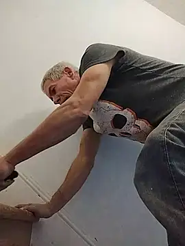 Biknight online show from February 11, 2026, 5:35 pm