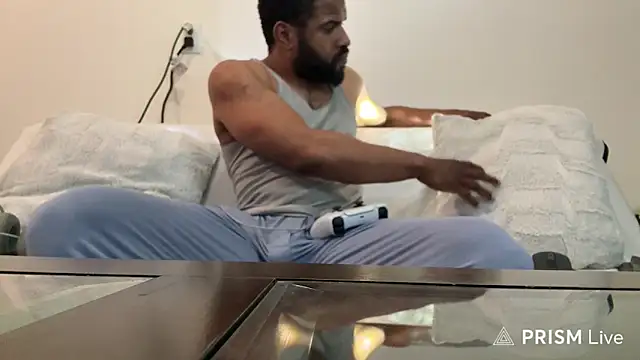 Snapshot of KingKoooper chatting on April 3, 2026, 3:35 am KingKoooper online show from April 3, 2026, 3:35 am