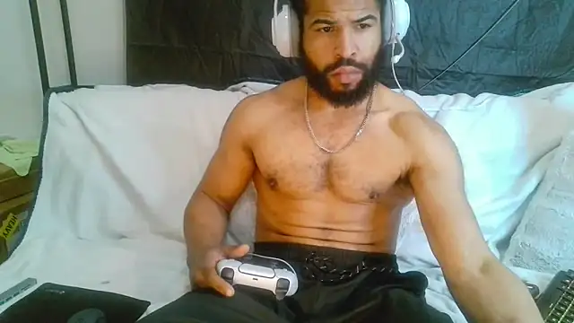 Snapshot of KingKoooper chatting on April 7, 2026, 8:38 am KingKoooper online show from April 7, 2026, 8:38 am