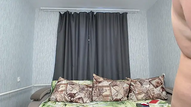 Snapshot of BELBIG chatting on November 20, 2025, 4:24 am BELBIG online show from November 20, 2025, 4:24 am